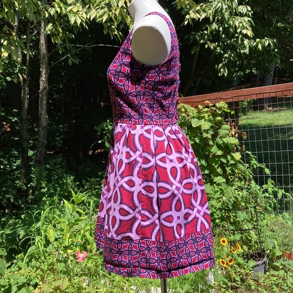 Maroon, purple and white fit and flare pleated skirt dress, button back, size 6 - Picture 2 of 6